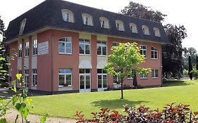 Vzdelavaci Stredisko A Hotel